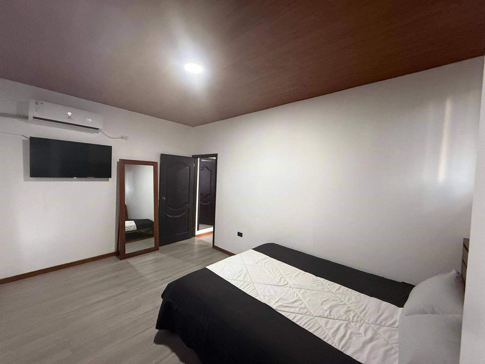 Bunker593 Inn Tena Dış mekan fotoğraf