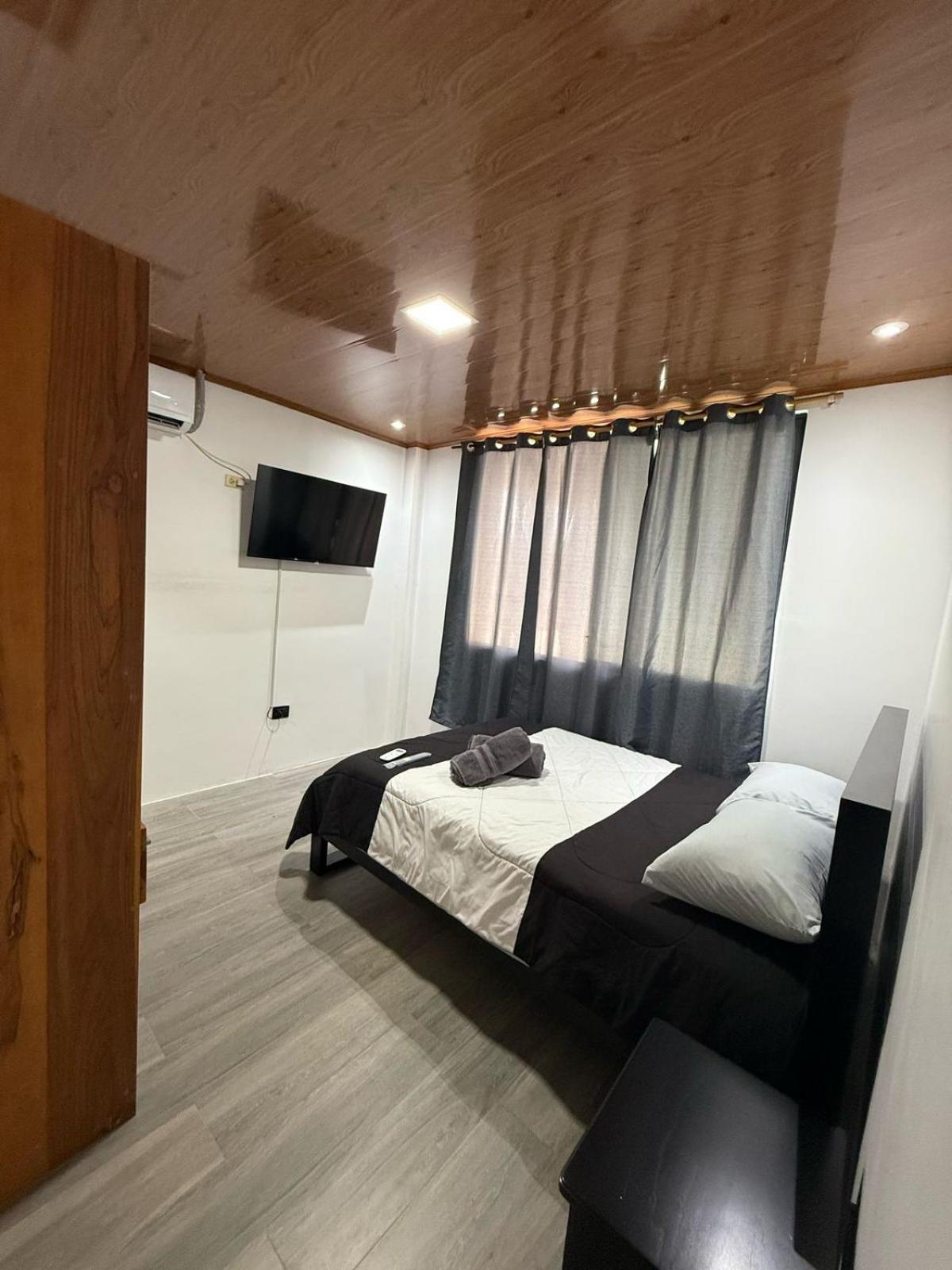 Bunker593 Inn Tena Dış mekan fotoğraf